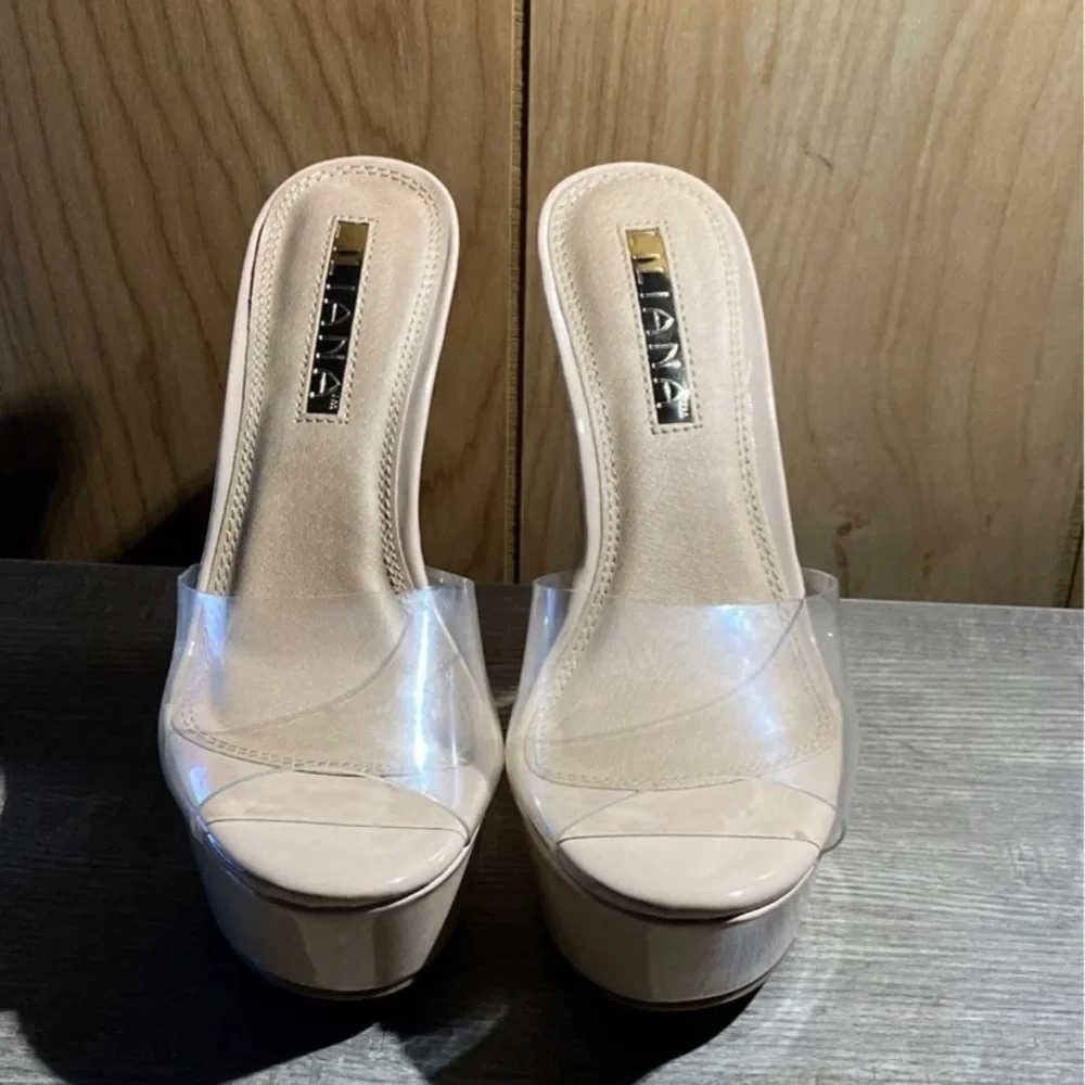 Tan And Clear Wedges - Picture 1 of 3